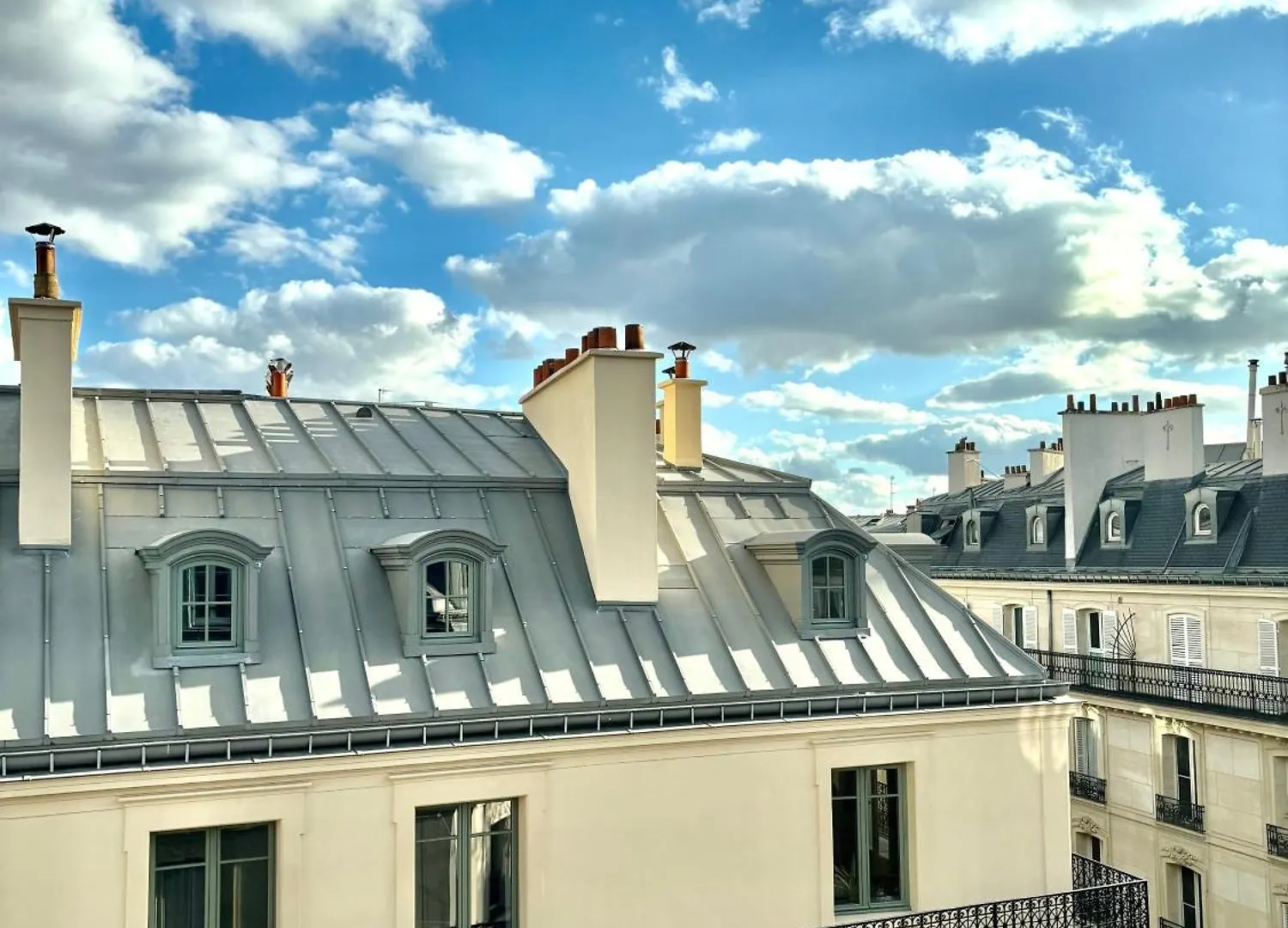 Apartment Moderne A 130 M² Proche Monceau Climatise *