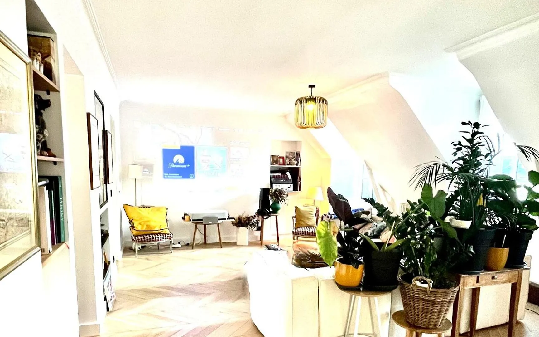 Moderne A 130 M² Proche Monceau Climatise Paris